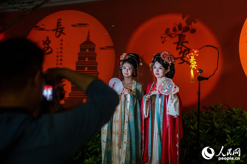Bersantai Dalam Suasana Hiruk-Pikuk di Xi’an