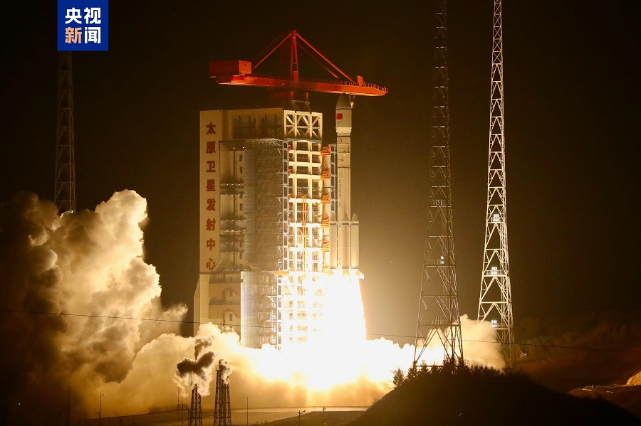 China Berjaya Lancarkan Kumpulan Kedua Satelit Jaringan Qianfan