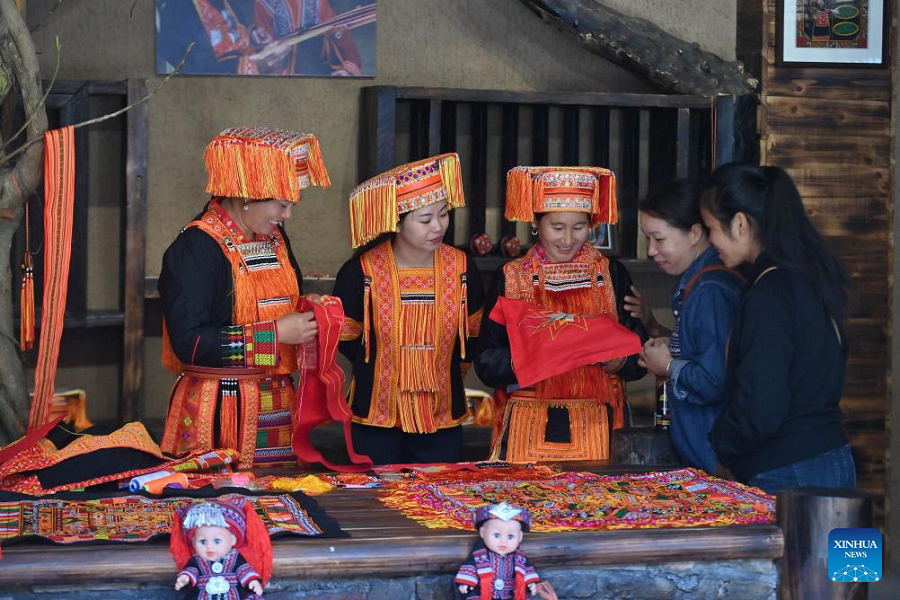 Aktiviti Kebudayaan Tingkatkan Perpaduan, Pembangunan Bersama Semua Etnik di Guangxi