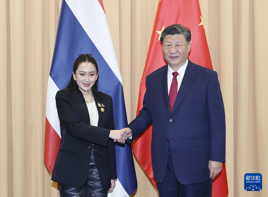 Xi Bertemu PM Thailand
