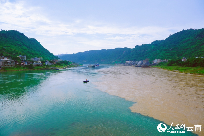 Keajaiban Alam, Kuala Sungai di Yunnan Rupa “Stimbot”